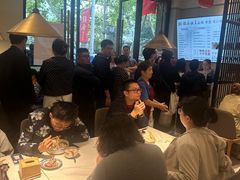 -镇南锅盖面馆(解放路店)