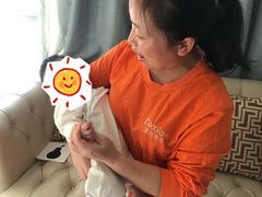 -爱的果实月嫂育婴师(世纪东方店)
