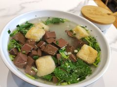 馋口鸭血汤-馋三尺蟹粉小笼(人民广场店)