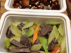 -阳阳中国饭(北京荟聚店)