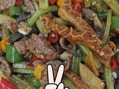 -南雄雄州土菜餐厅(粤北大厦店)