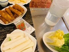 -云中捞高空旋转餐厅(商茂世纪广场店)