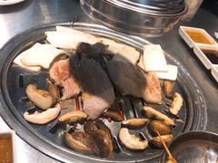-韩聚屋韩国烤肉餐厅(新北万达店)