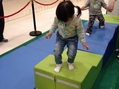 -乐融婴幼儿成长中心(四季青校区)