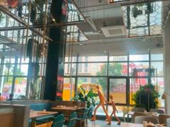-红樱桃·欢乐餐厅(太原里店)