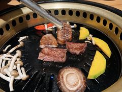 -炼火烤肉店