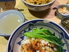 -头壹号  羊汤·饸饹面·大油条(嘉华店)