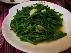 -香巴拉云南餐厅(华莱坞店)