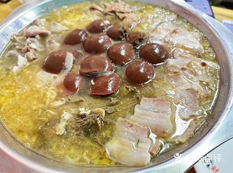 「鲁班御景国际」南门对面——老八杀猪菜  杀猪菜必点