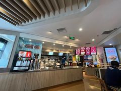 -The Habit Burger Grill 哈比特汉堡(世博店)