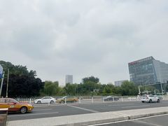 -元大都城垣遗址公园