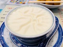双皮奶-广信牛奶甜品世家(台东店)