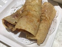 煎鲜虾腐皮卷-花园酒家(油麻地店)