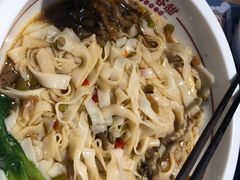 -呷佬·长沙手工米粉(金沙江路店)