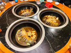 -粘豆包铁锅炖二部(温泉街店)