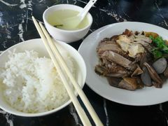 -乌文新澄海卤鹅店