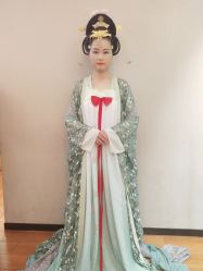 -盘子女人坊古装写真摄影(厦门总店)