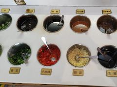 -官塘陈记鱼生·潮汕砂锅粥·牛肉火锅(潮枫路总店)