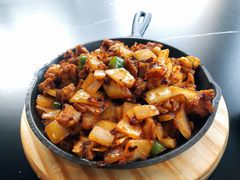 铁板掌中宝-HONGA HONGA雄家(曹路店)