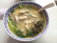 -明呈黄鱼面馆(斜土路店)