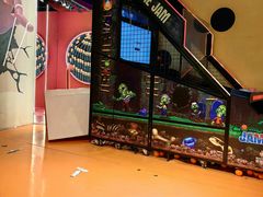 -不可思议减压馆·解压博物馆·摔碗发泄·团建定制