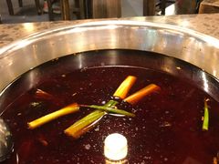 -肖肖酸萝卜鱼火锅(总店)