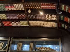 -钟书阁(松江泰晤士小镇店)