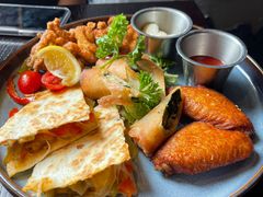 西班牙风味小食拼盘-bluefrog蓝蛙(恒隆广场店)