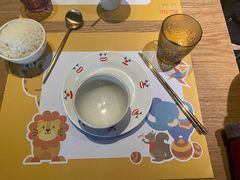 -莫莉哇咔亲子餐厅(乐堤港店)