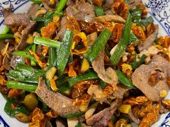 爆炒猪肝腰花-好呷八大碗(五羊店)