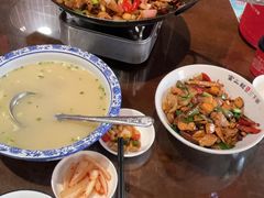 -富正毅三下锅(体育馆店)