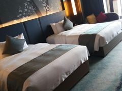 -清远熹乐谷温泉度假酒店