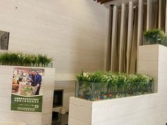 -老娘舅餐厅(黄龙体育中心店)