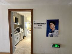 -优医视平价眼镜蔡司依视路折扣工厂店(德胜门店)