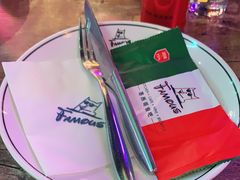 -Famous肥猫墨西哥音乐餐吧(五棵松华熙LIVE店)