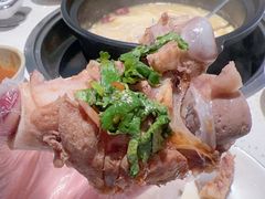 -三人行骨头王火锅(长寿店)