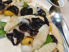 鲜百合煎酿木耳-花城苑广府菜(侨鑫店)