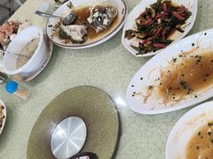 -鹏城人家海鲜酒家·23年老字号(较场尾店)