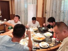 -湘力力小院·鱼汤泡饭(枫林路店)