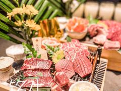 -铭牛烧肉·和牛海鲜自助(高新月牙湖店)