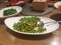 -渝信川菜 · 川味家常菜(财富购物中心店)