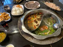 -重庆风光老灶火锅城(同德广场店)