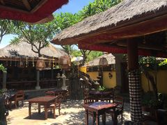 -DiAtas by Art Cafe Bumbu Bali