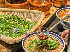 -云阿蛮云南生烫牛肉米线(奉贤路店)