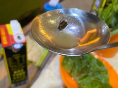 -悦牧·酸汤牛肉火锅(沃尔玛店)