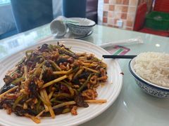 -桃子餐厅·天津菜(王顶堤总店)
