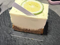 -W COLLECTIVE  DESSERT SHOP