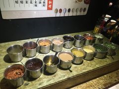 自助调料区-秋语木桶鱼.酸菜鱼(开发区火车站店)