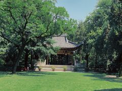 -汇龙潭