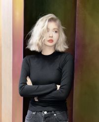 -Hello Lady发型设计